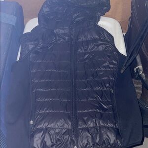 Uniqlo Shiny Black Quilted Vest